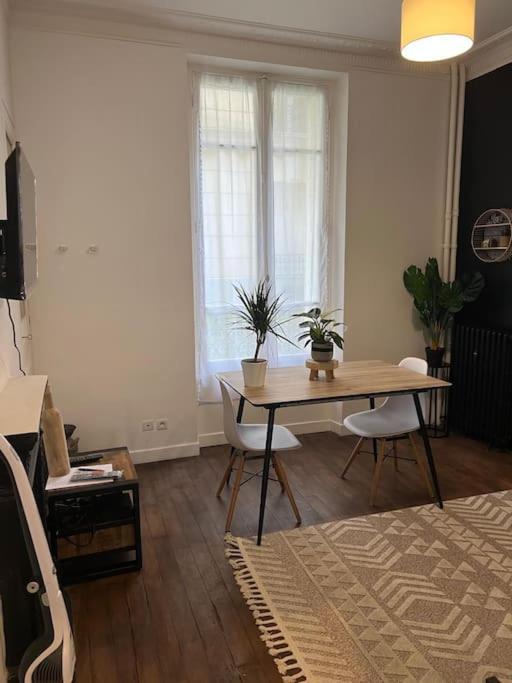 Appartement Magnifique Paris 18 Zewnętrze zdjęcie